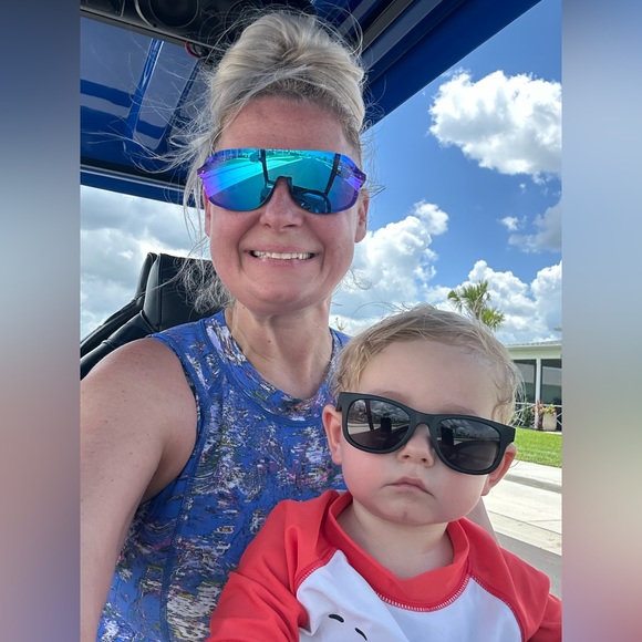 Meet your Posher, Susan - Picture 3 of 3